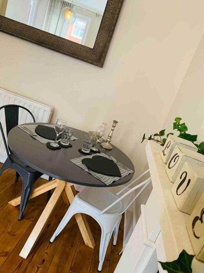 Luxury Fulham Flat With 5* Touches Nr River Thames London Ngoại thất bức ảnh